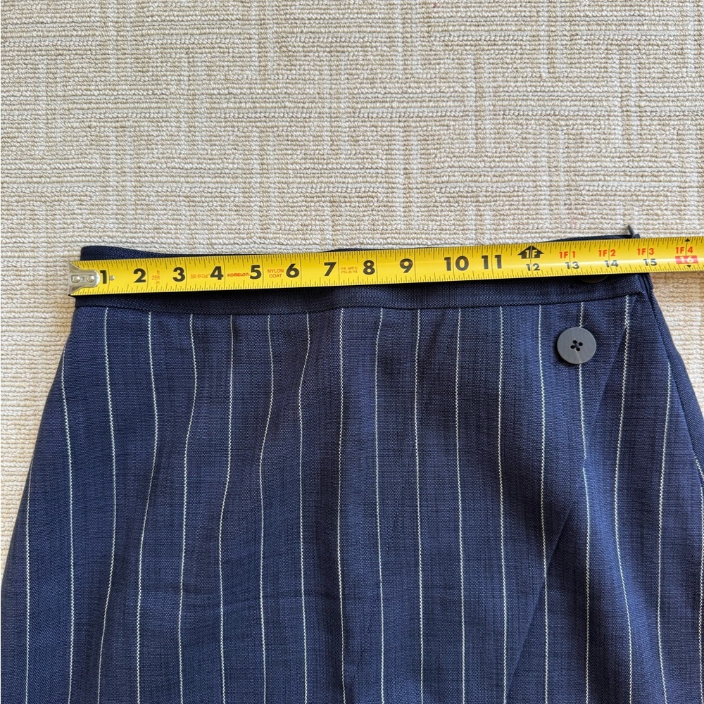 Cefinn Layla Wrap Navy Pinstripe Midi Skirt Size US8 - Picture 4 of 10